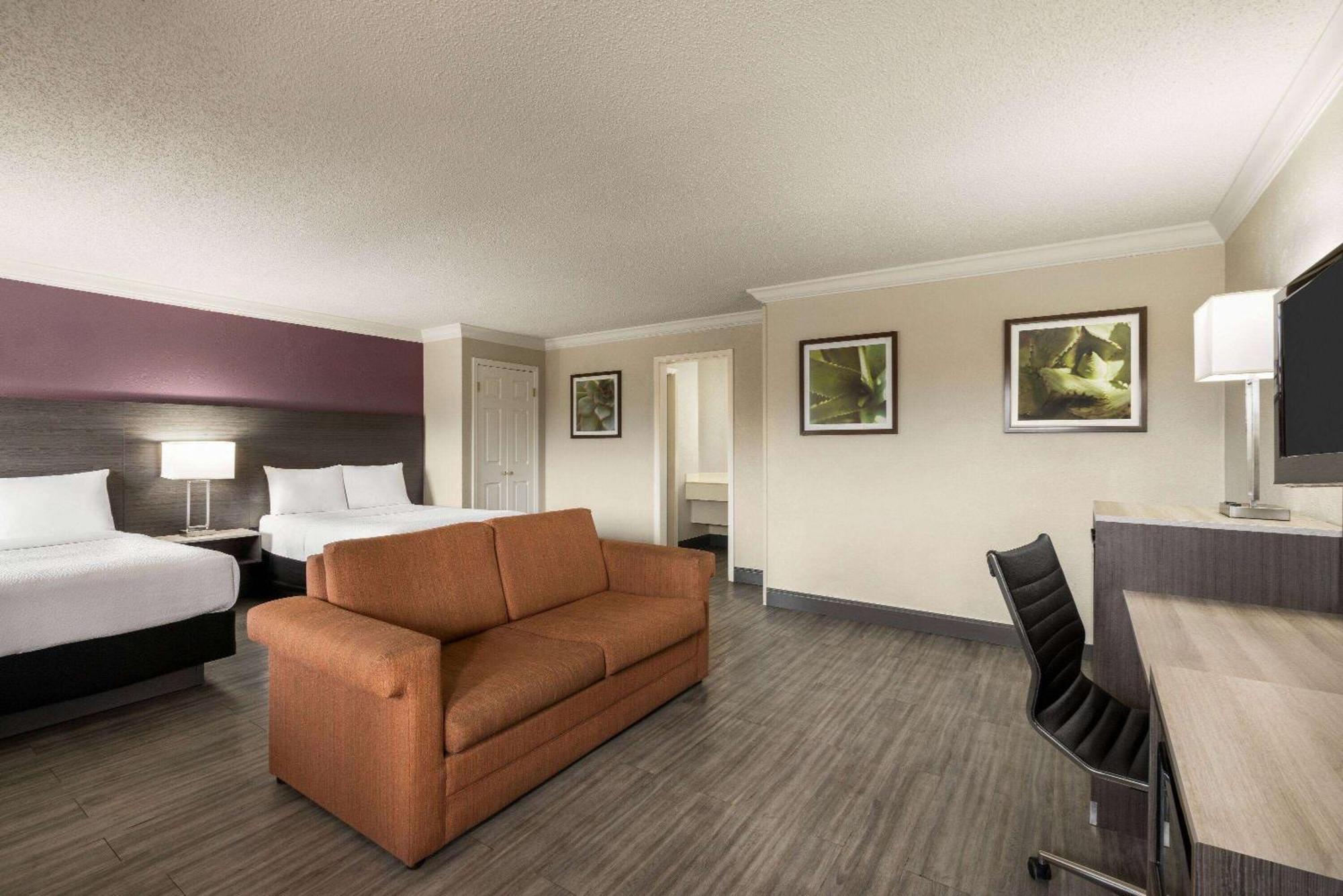 La Quinta Inn By Wyndham San Antonio Lackland Εξωτερικό φωτογραφία