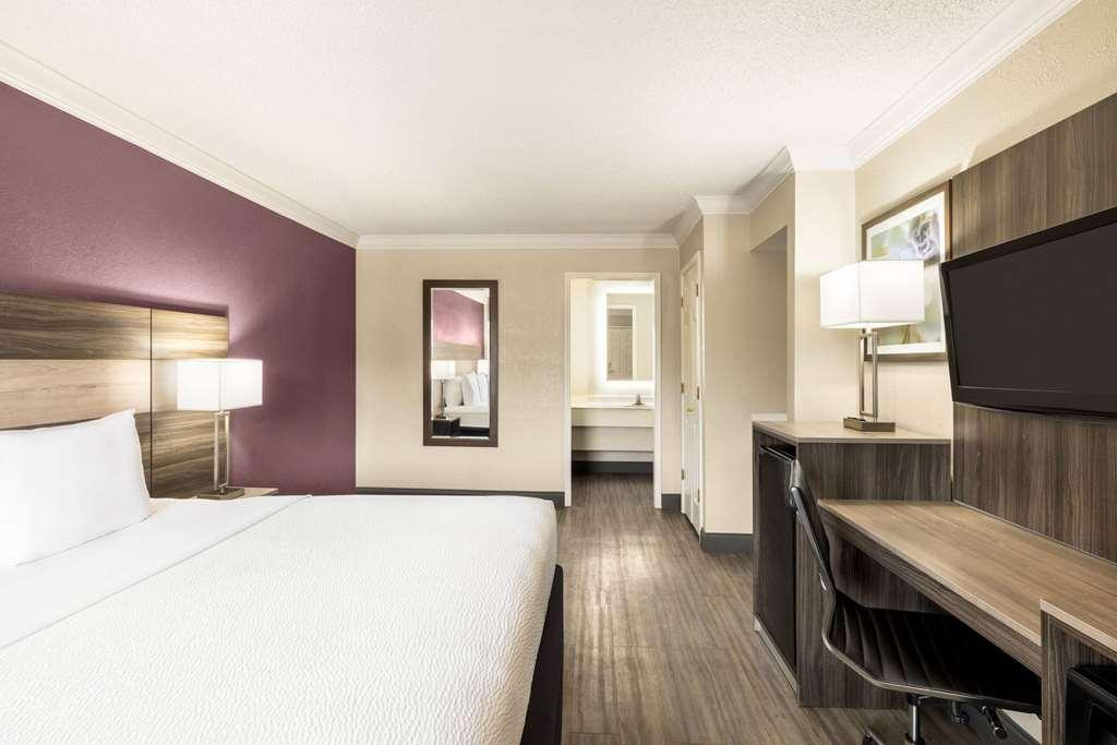 La Quinta Inn By Wyndham San Antonio Lackland Δωμάτιο φωτογραφία